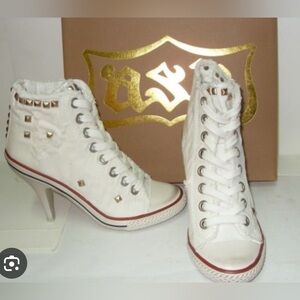 Fashion Studded White High-Top Heels